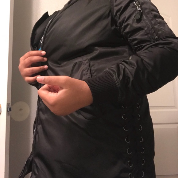 SUPER CUTE☺️ AND WARM PUFFER COAT!🧥💙 (worn once) - Picture 8 of 8